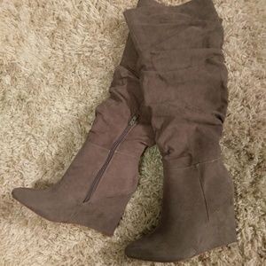 New Gracia Heeled Boots